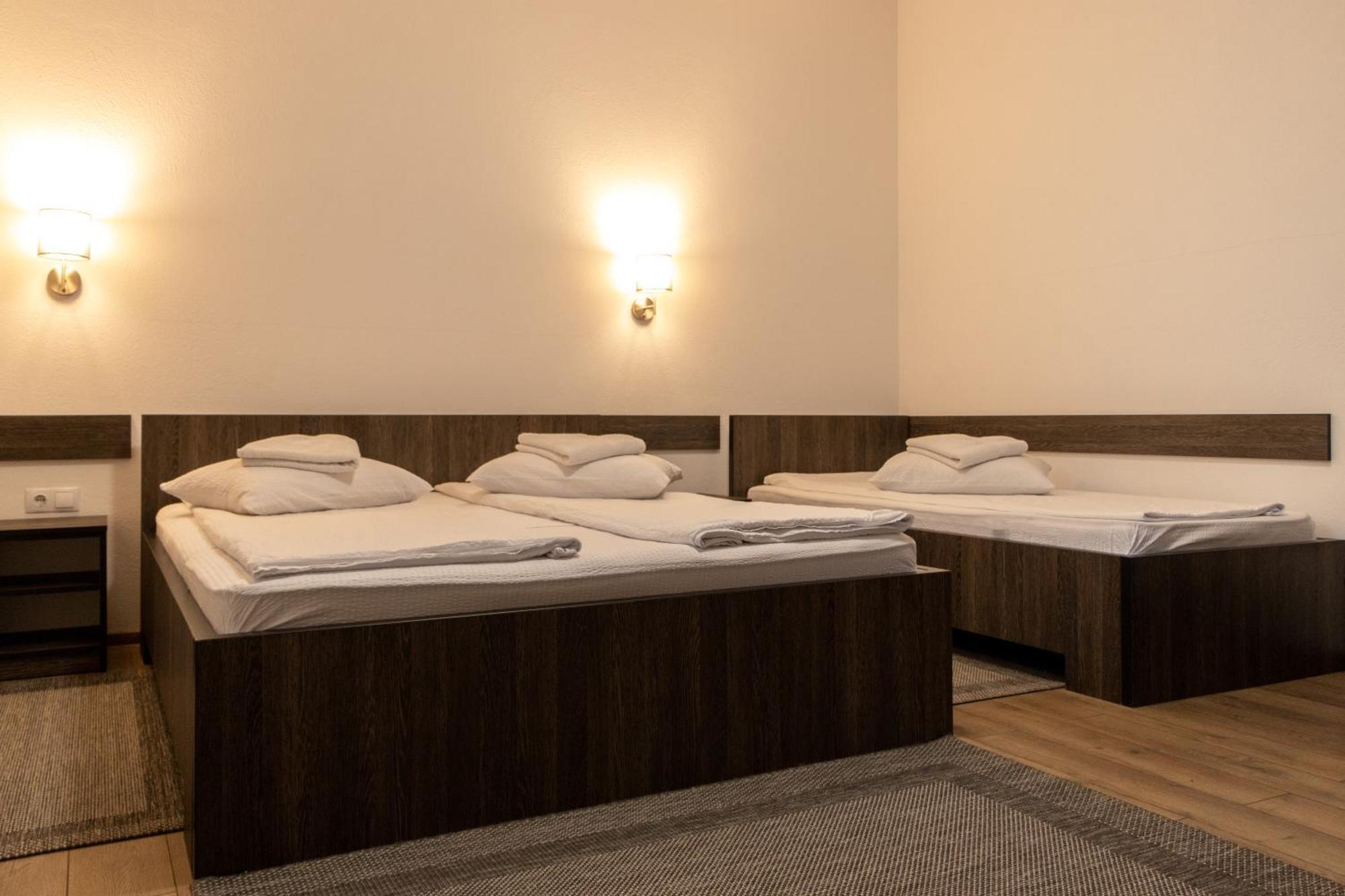 Hotel Tranzit Odorheiu Secuiesc Bagian luar foto